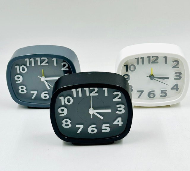 DESPERTADOR C/LUZ 11.5*10CM (551287|EA41-22-02)